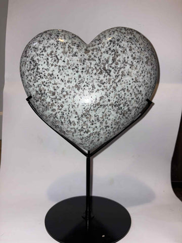 Kiwi Jasper Heart | 9 inch x 8 inch